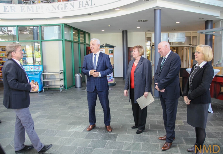 Ministerpräsident Tillich besucht Rudolf Virchow Klinikum